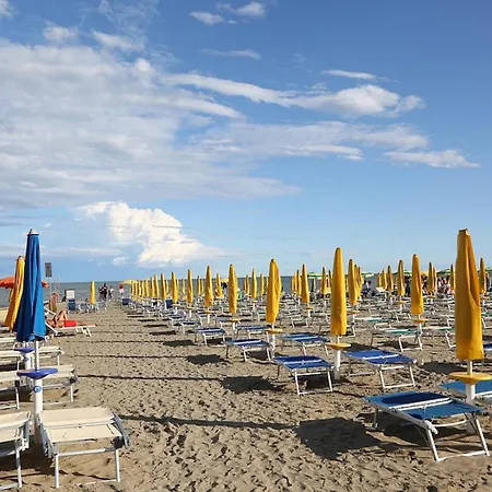 500mt From The Villa Lignano Sabbiadoro